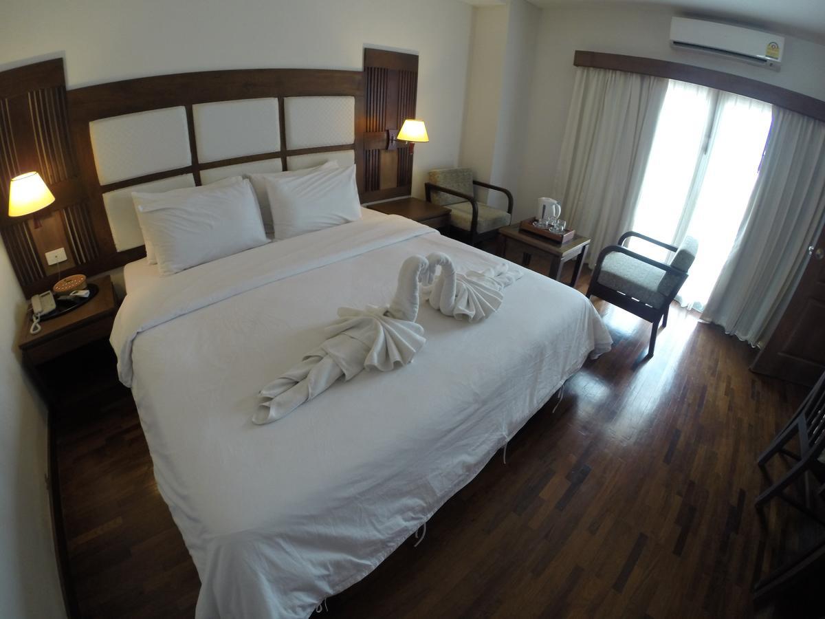 River City Hotel Мукдахан Экстерьер фото